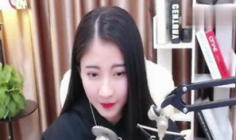 女主播的故事中文板,从平凡到璀璨的蜕变